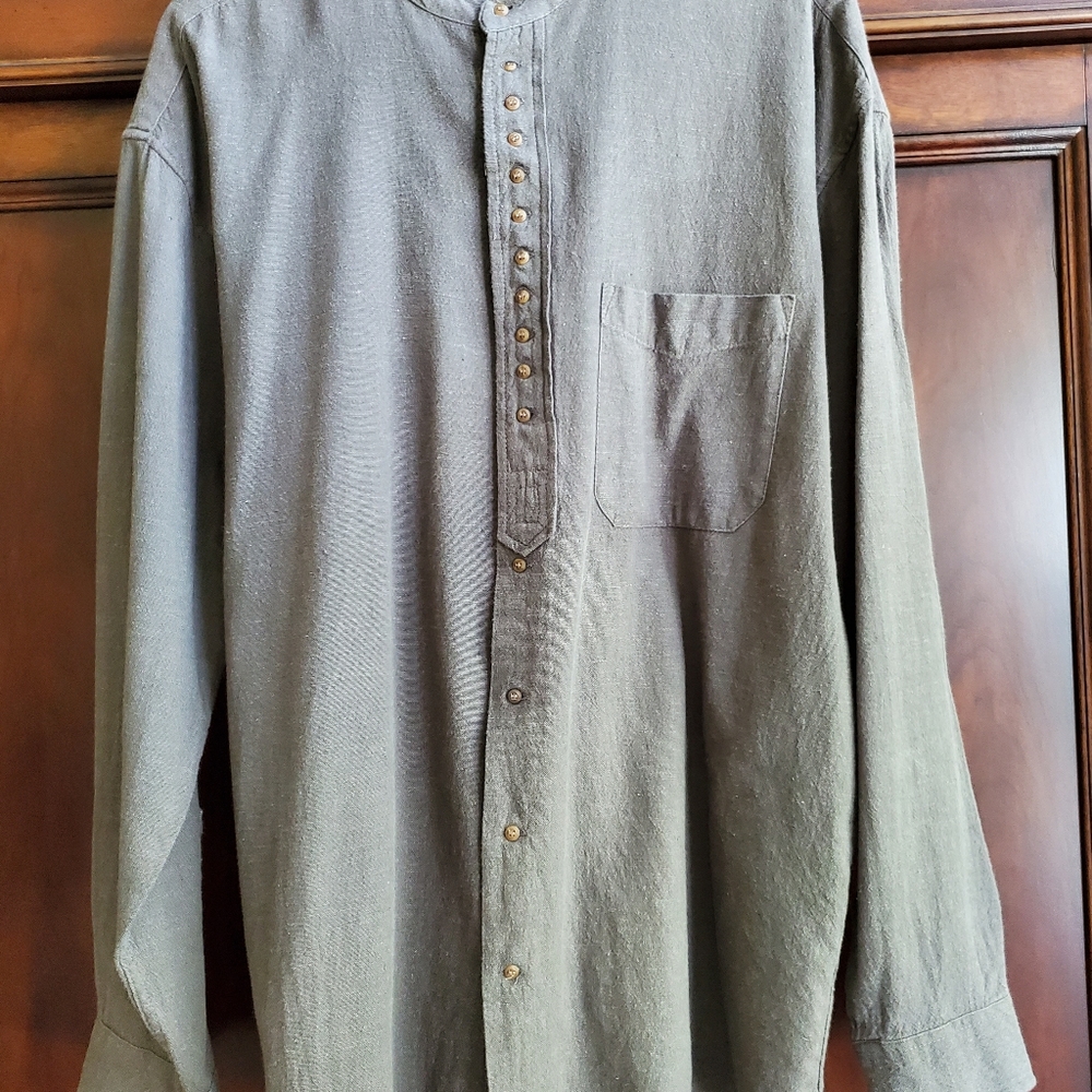 Civilian's Men's collarless Irish  shirt